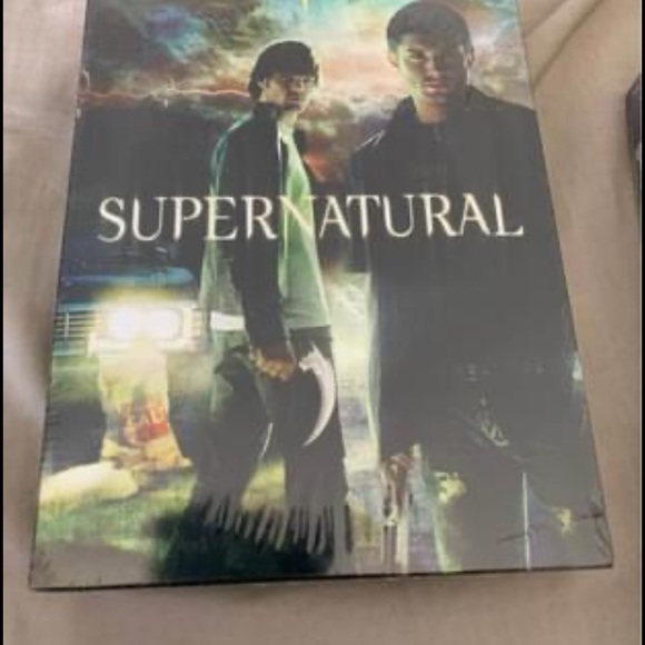Supernatural Full Editions - Picture 2 of 5